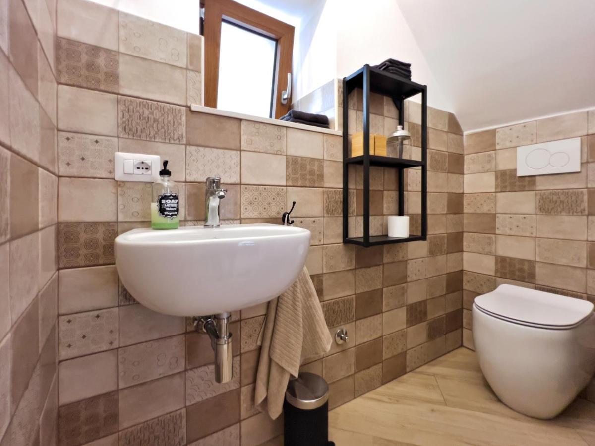 Cosy Nemi - Guest House Екстер'єр фото